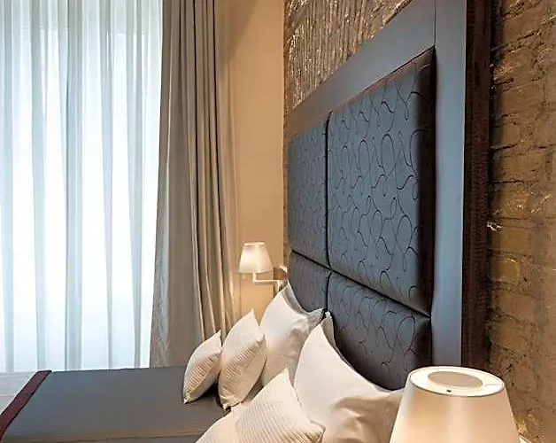 Navona Luxury