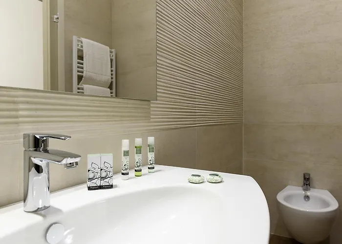Navona Luxury Oda ve Kahvaltı 4*