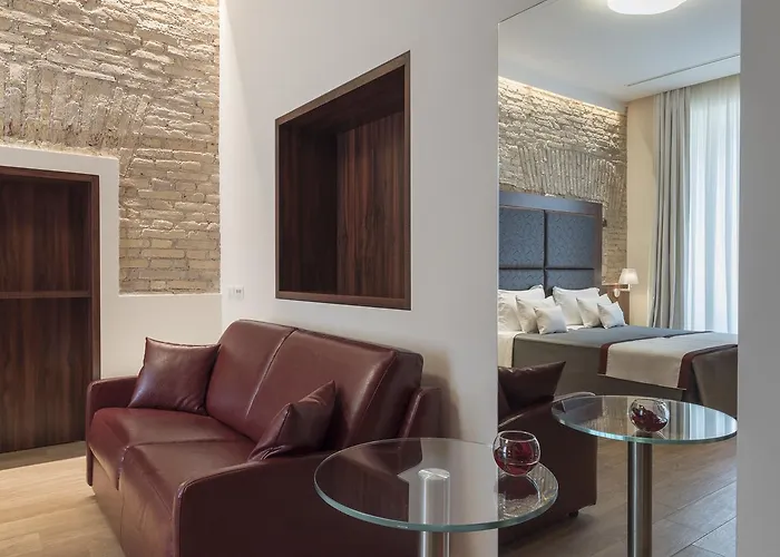Navona Luxury