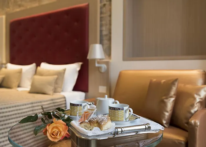 Navona Luxury 4*