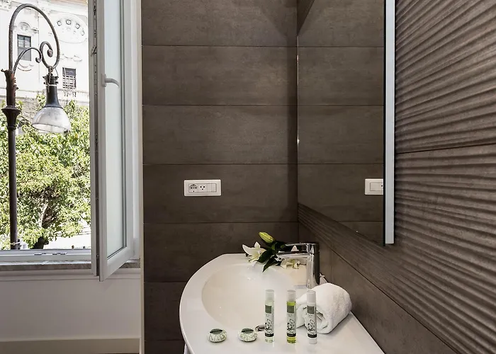 Navona Luxury 4*